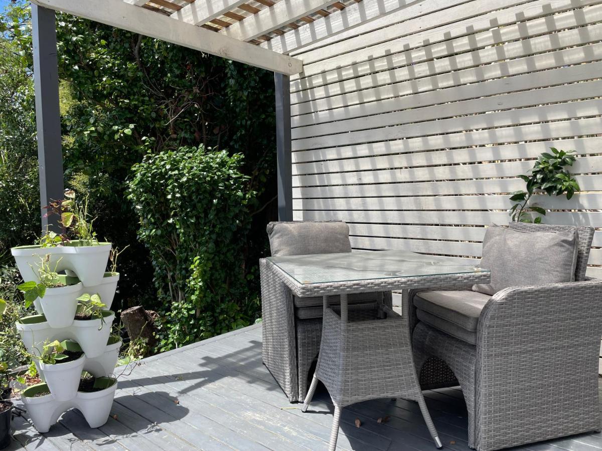 Family Friendly 3Br Flat - 3Min Walk To The Beach - Self Contained أوكلاند المظهر الخارجي الصورة