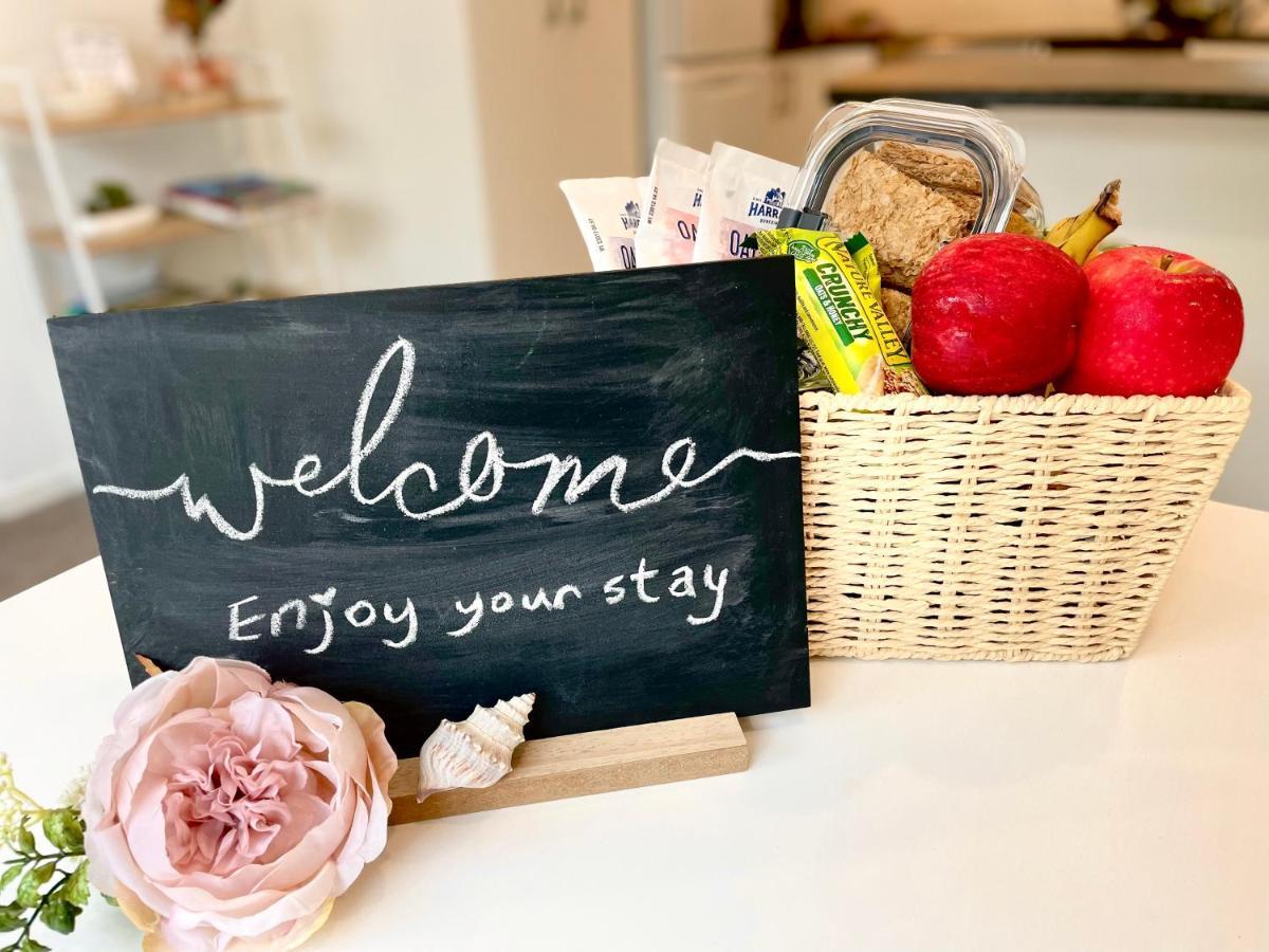 Family Friendly 3Br Flat - 3Min Walk To The Beach - Self Contained أوكلاند المظهر الخارجي الصورة